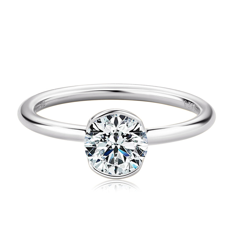 Albane Bezel Solitaire Ring in sterling silver, view 2