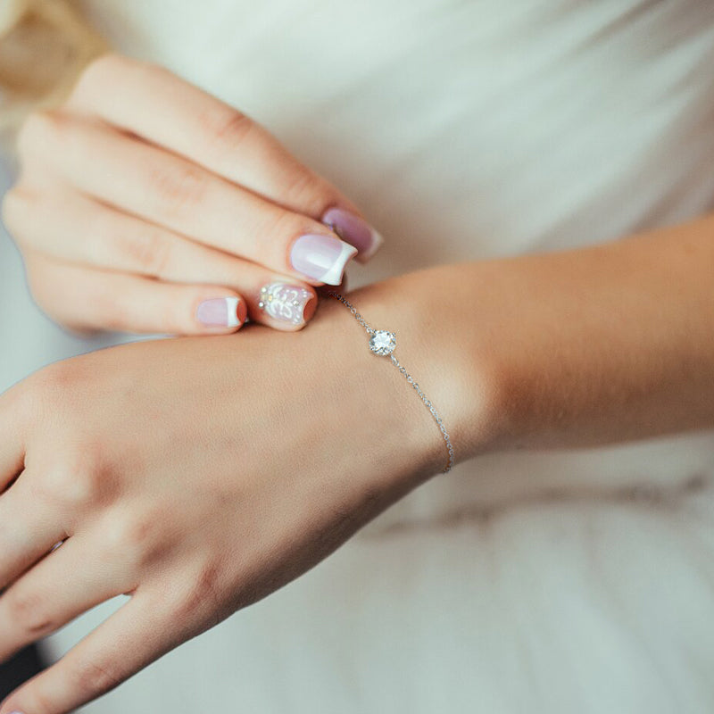 Ninon Solitaire Slider Bracelet view 4