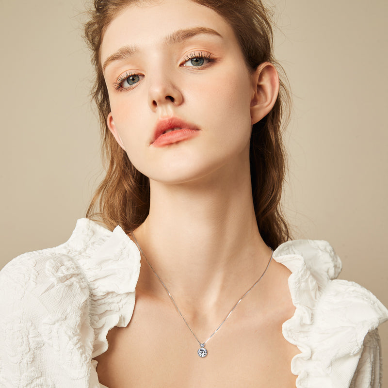 Lucie Bezel Drop Pendant view 8
