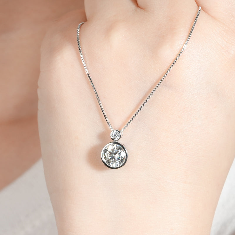 Lucie Bezel Drop Pendant view 3