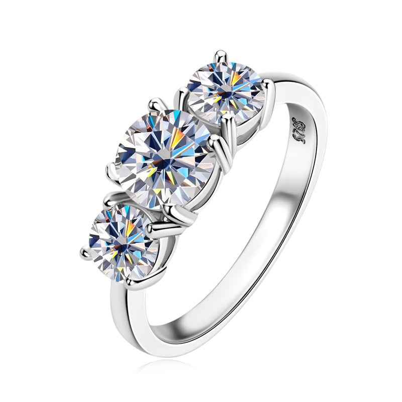 Yvonne shared prong moissanite trilogy ring in sterling silver
