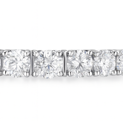 Luìsa Classique Tennis Bracelet Moissanite Close_up_on_stones_Prism_and_Pearl