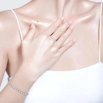 Prism & Pearl & Stone 3mm Adjustable Chain Bracelet Model Wrist